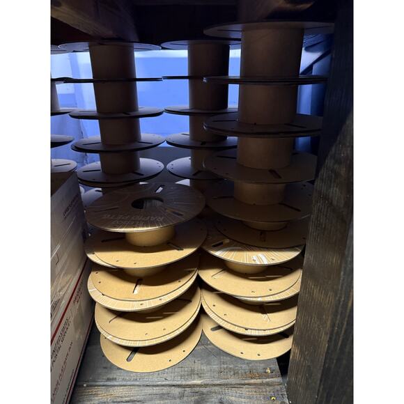 Lot of 5 Spools Per Box for Crafts, Organizing, and Storage - Picture 2 of 2